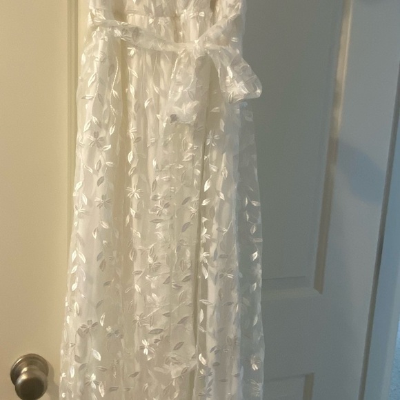 Baltic Born White Lace Maxi Dress - Picture 4 of 5